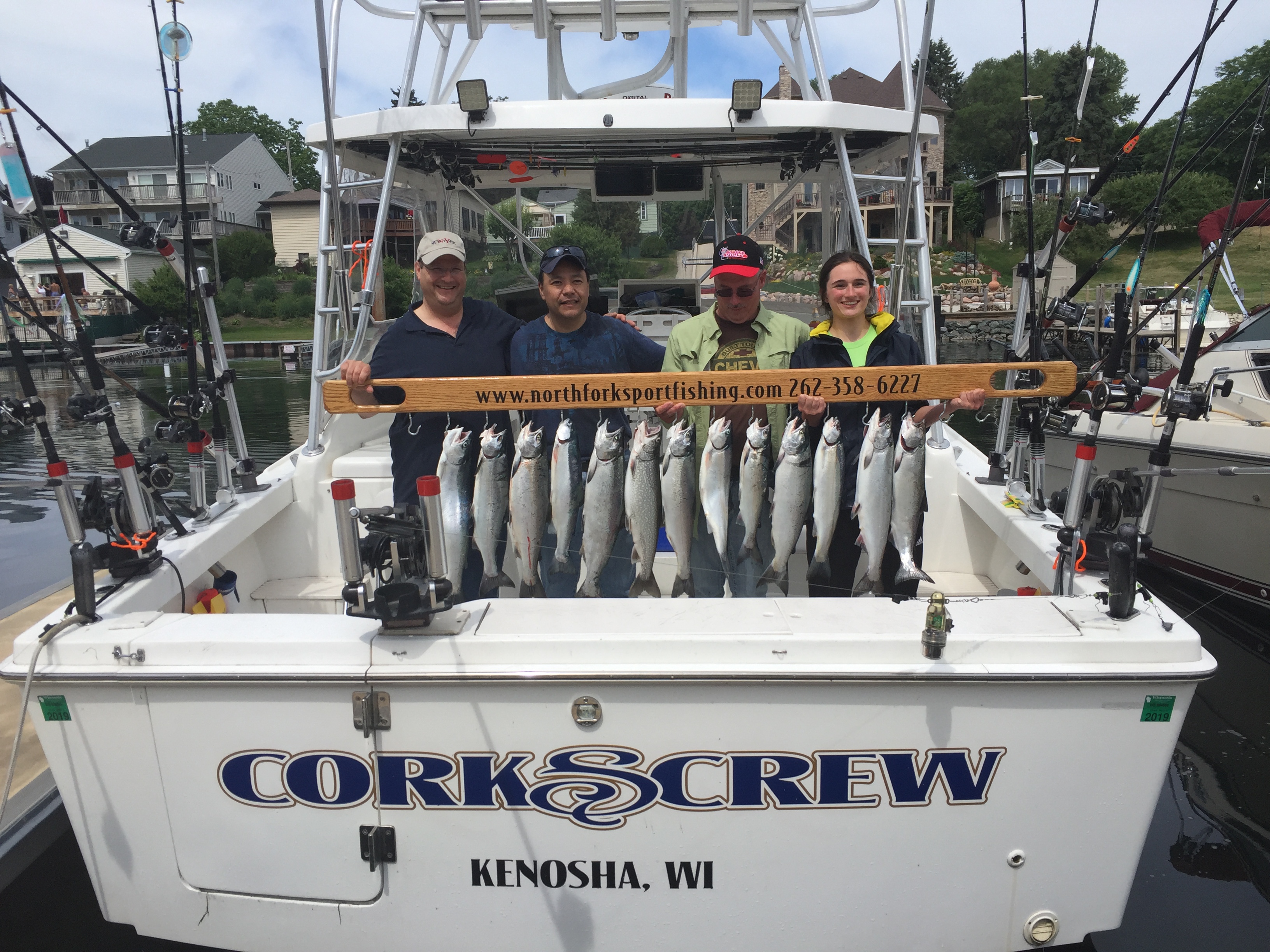4-people-north-fork-fishing-charter